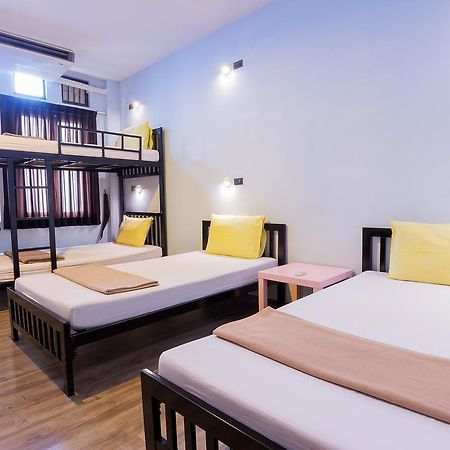 Oldtown Hostel バンコク都 エクステリア 写真