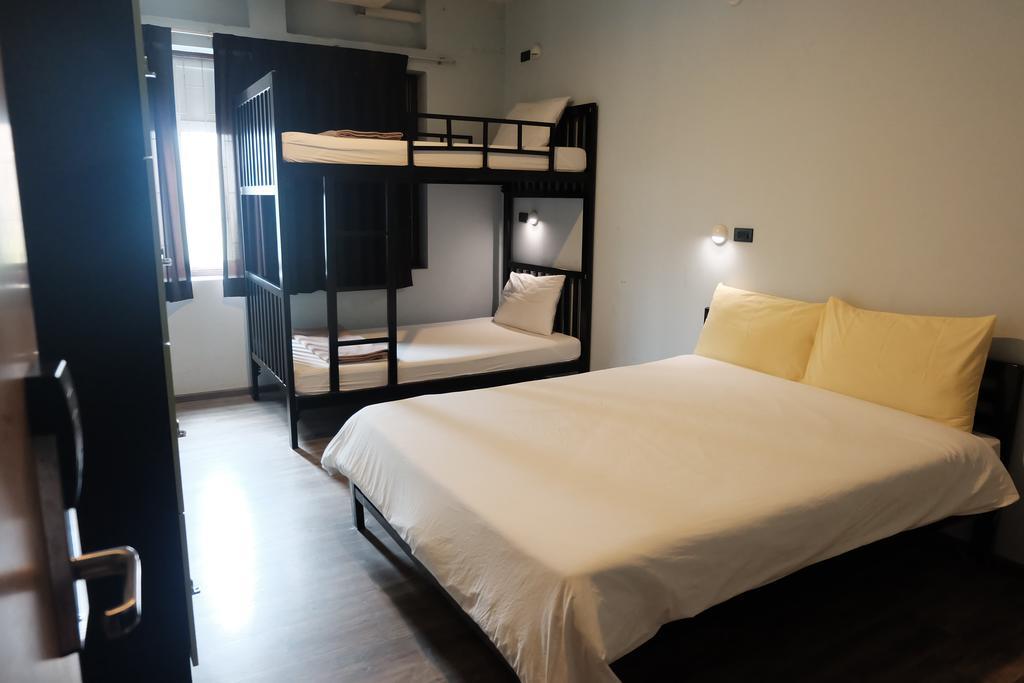 Oldtown Hostel バンコク都 エクステリア 写真