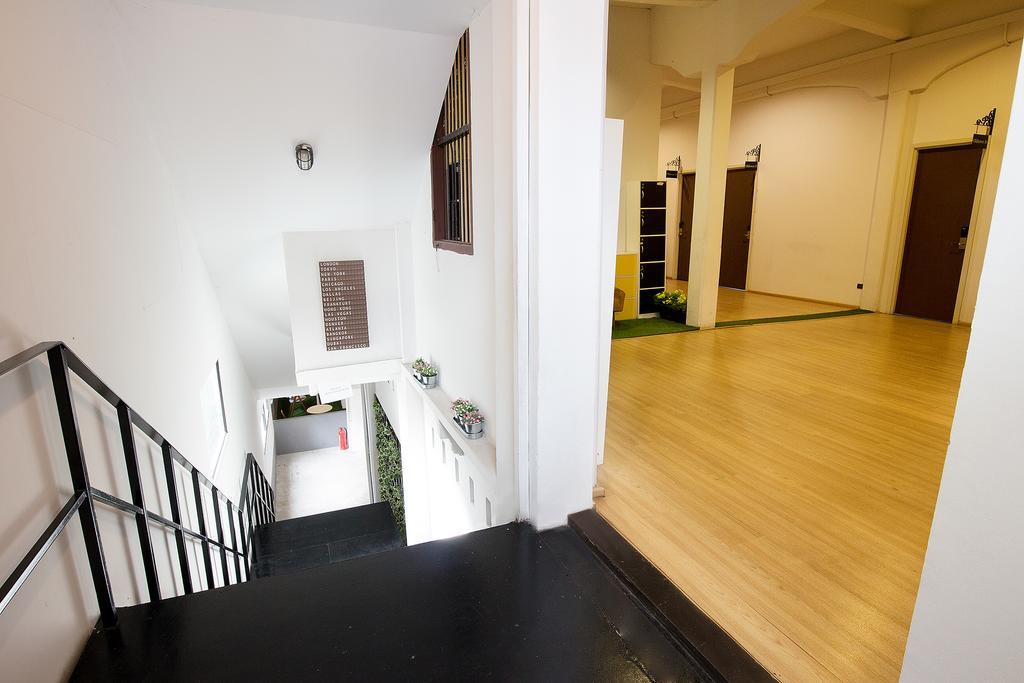 Oldtown Hostel バンコク都 エクステリア 写真