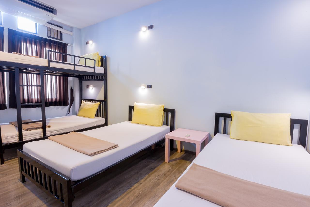 Oldtown Hostel バンコク都 エクステリア 写真