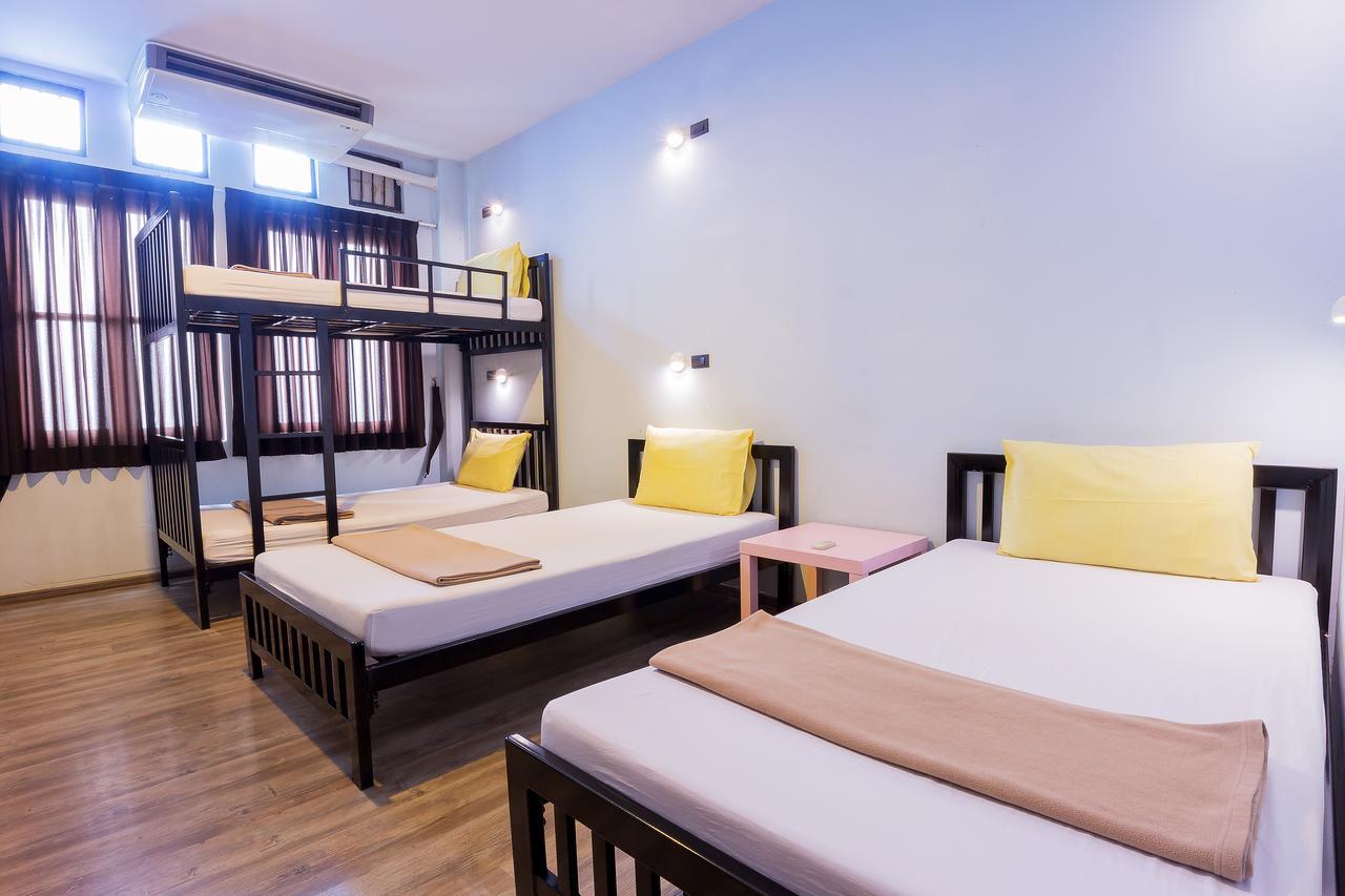 Oldtown Hostel バンコク都 エクステリア 写真