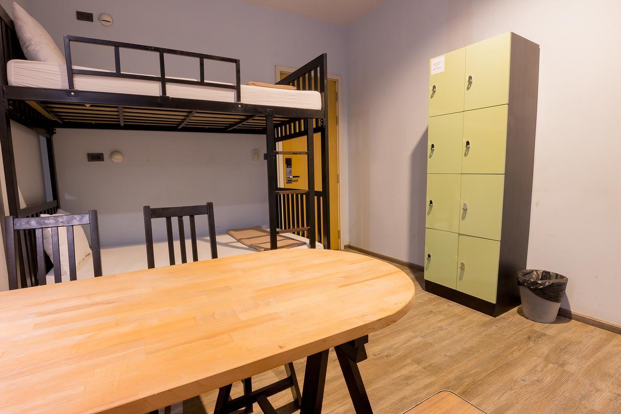 Oldtown Hostel バンコク都 エクステリア 写真
