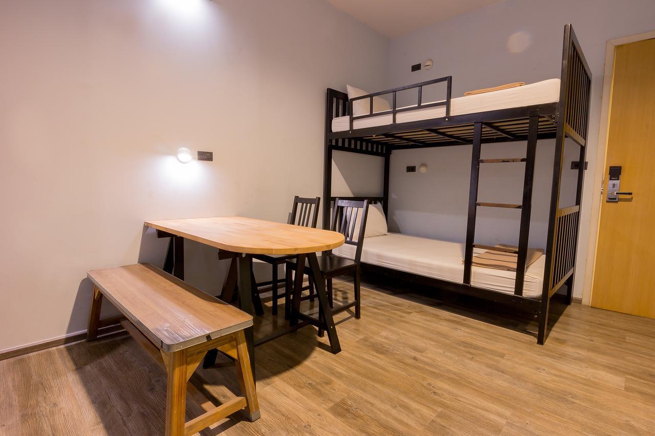 Oldtown Hostel バンコク都 エクステリア 写真