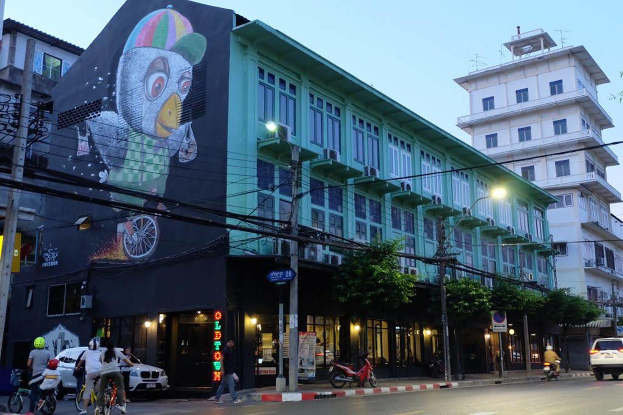 Oldtown Hostel バンコク都 エクステリア 写真