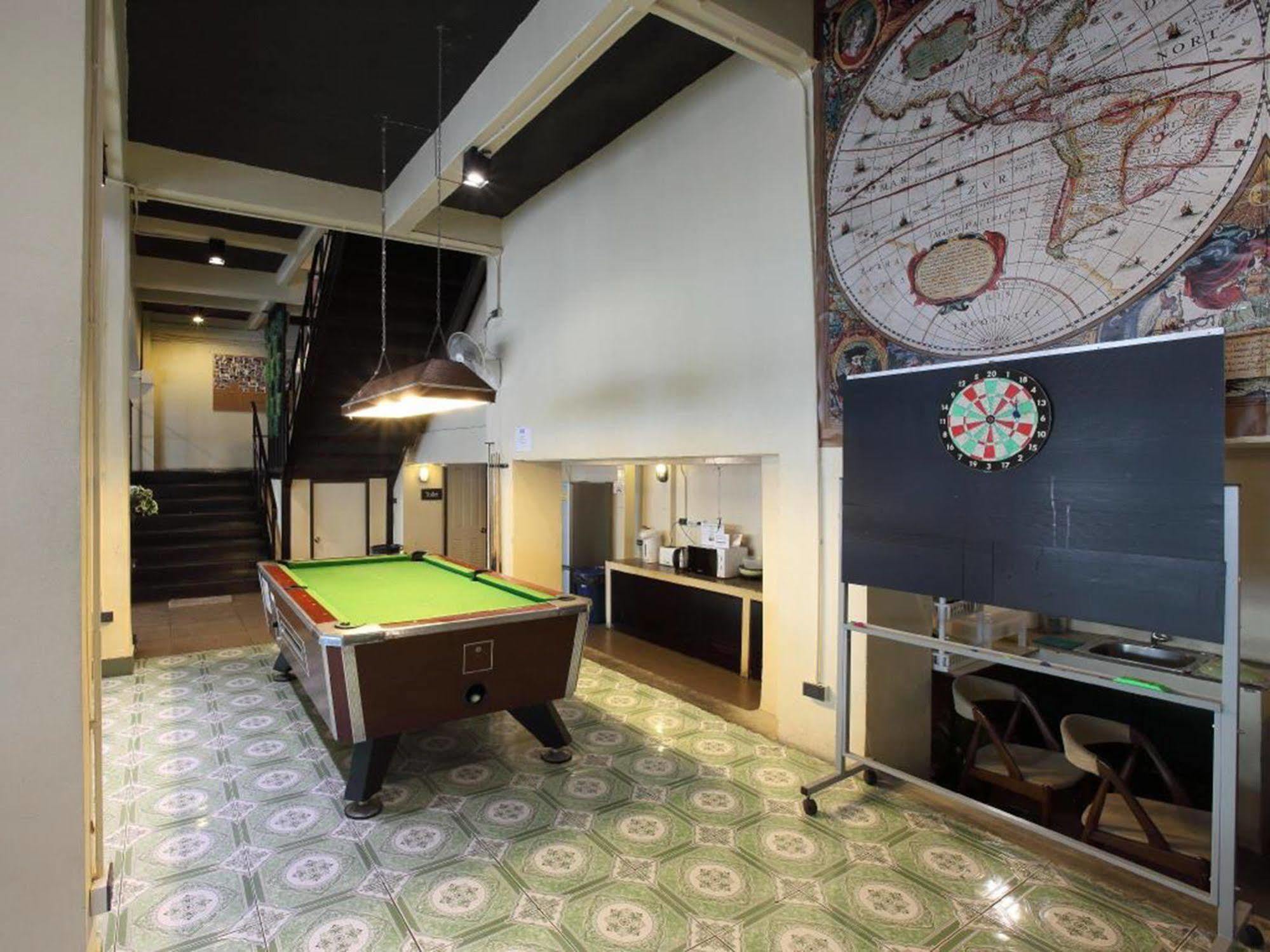 Oldtown Hostel バンコク都 エクステリア 写真