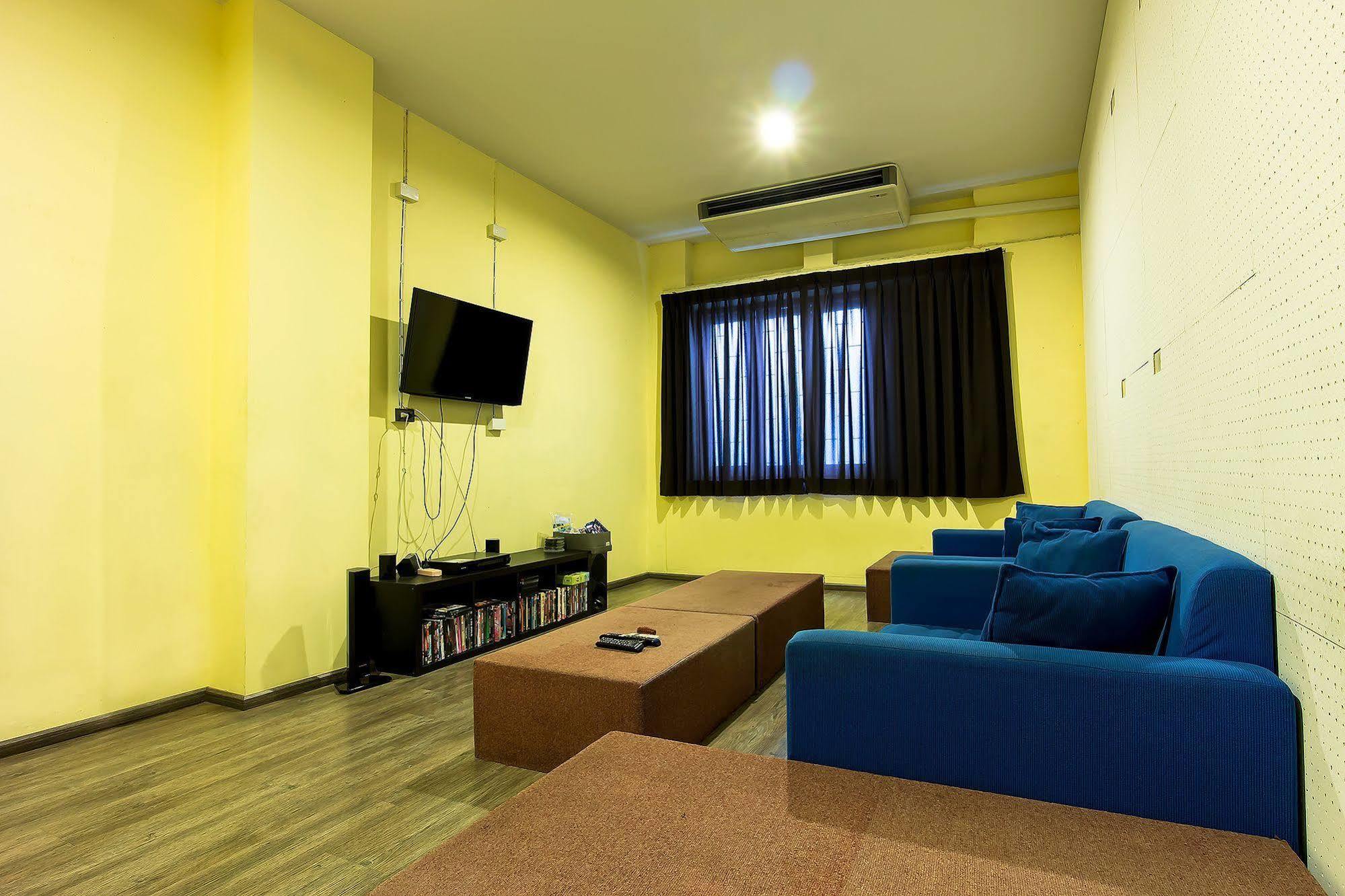 Oldtown Hostel バンコク都 エクステリア 写真